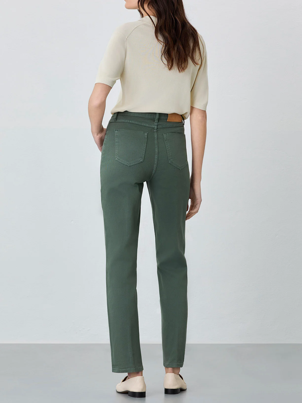 Calças com a bainha virada para cima - Image 3