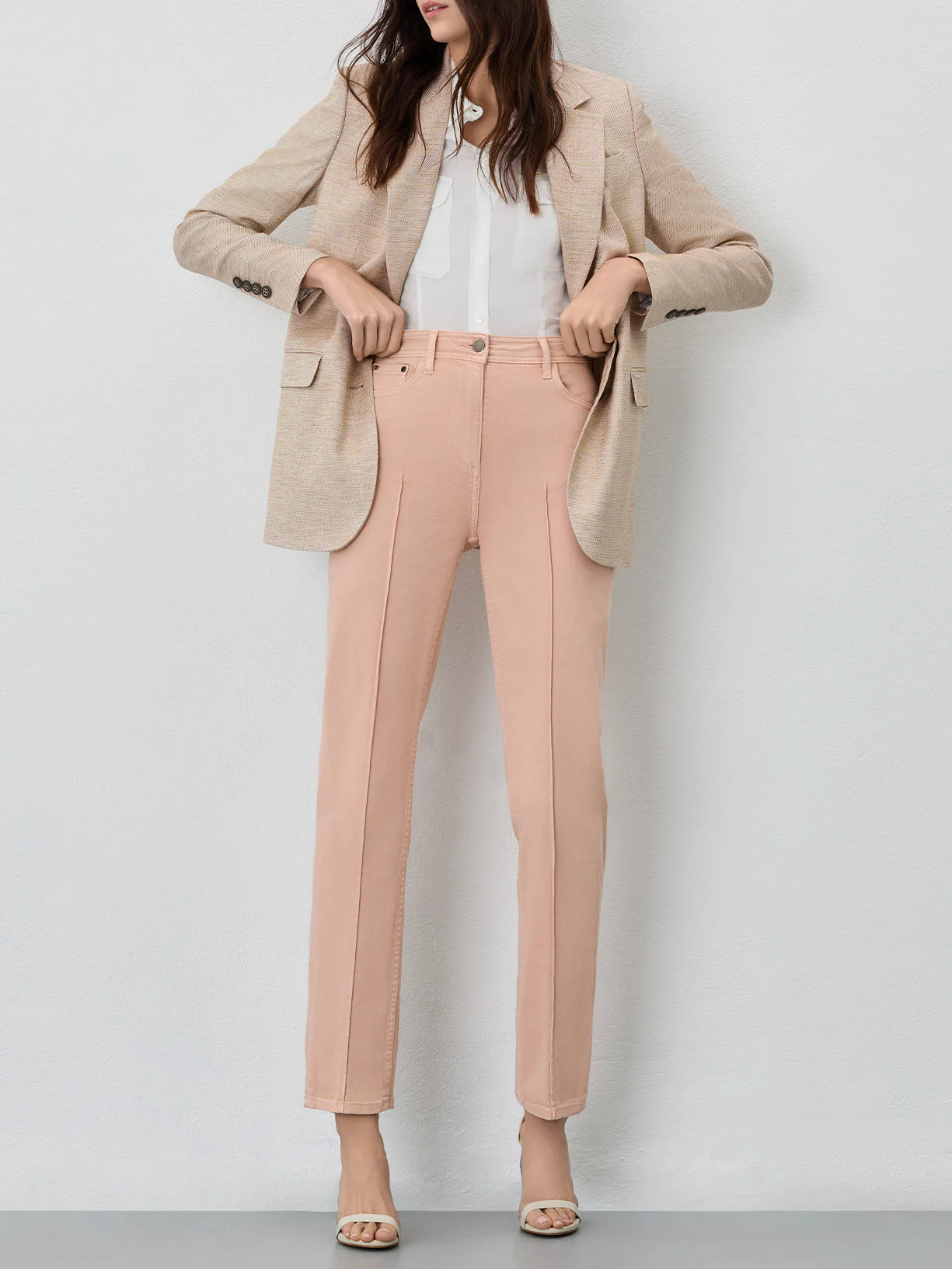 Calças com a bainha virada para cima - Image 4