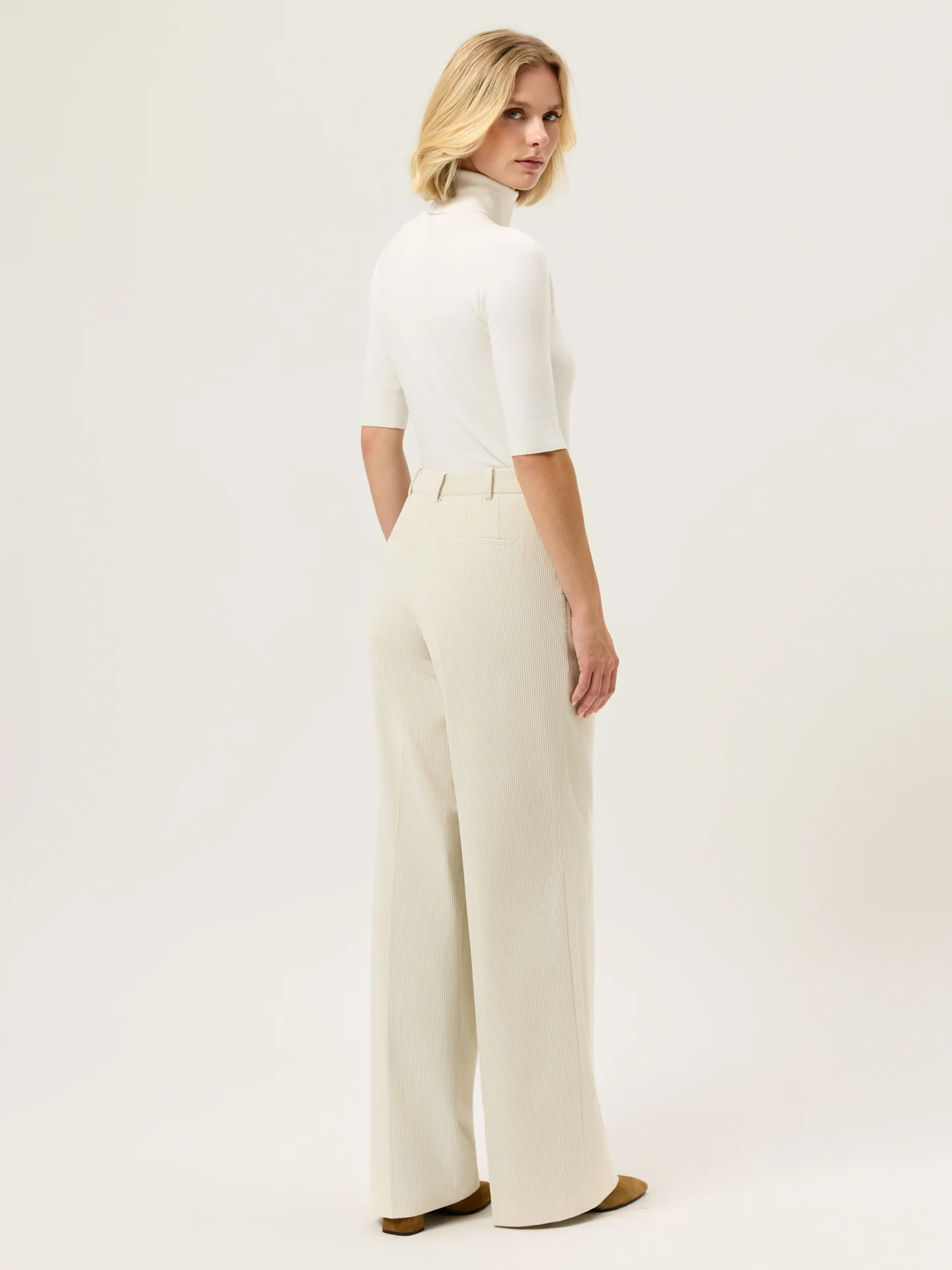 Calças com Pregas Loose Fit em Bombazine 100% Algodão - Image 3