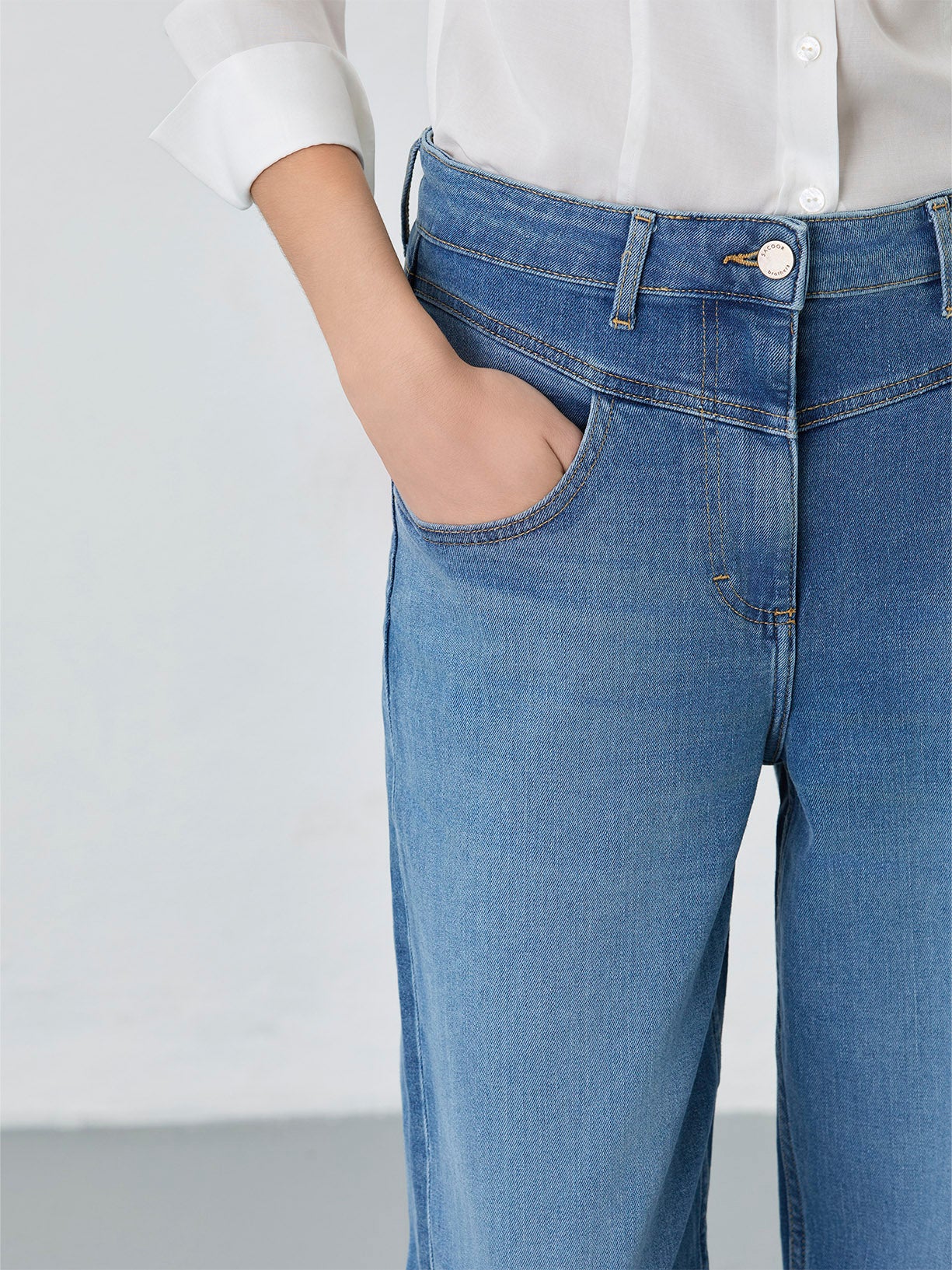 Calças de ganga com efeito ballon - Image 12