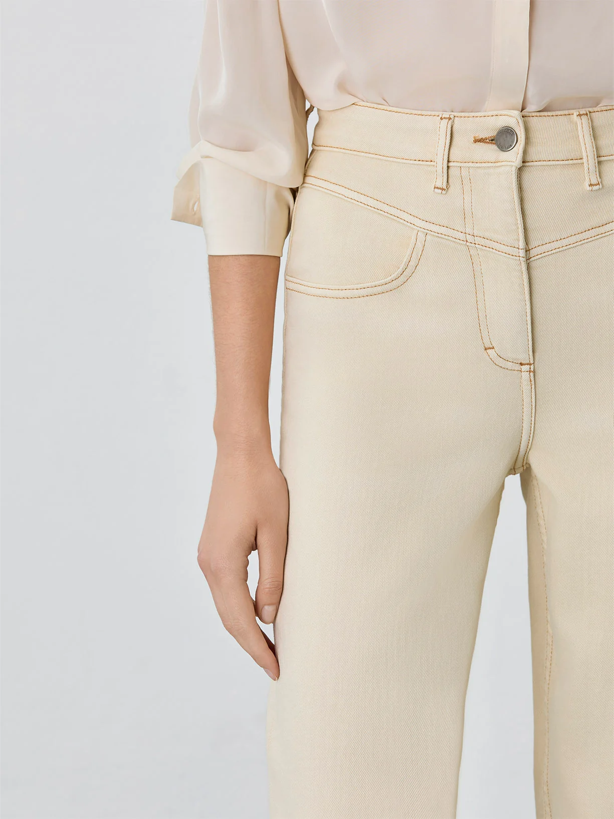 Calças de ganga com efeito ballon - Image 7