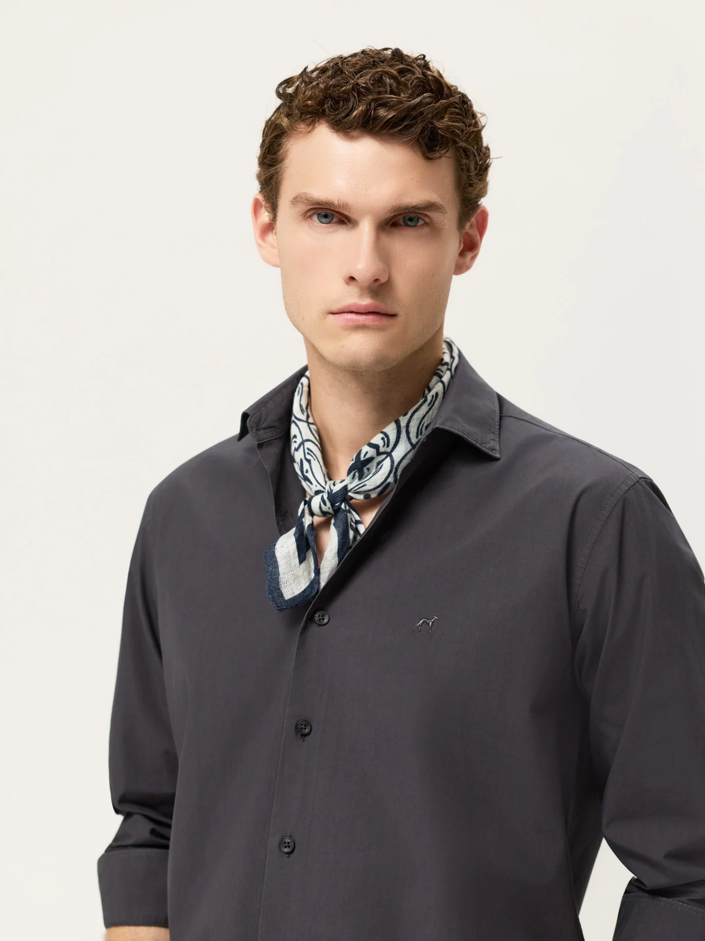 Camisa Regular Fit em Popeline Overdye com Colarinho Aberto - Image 14