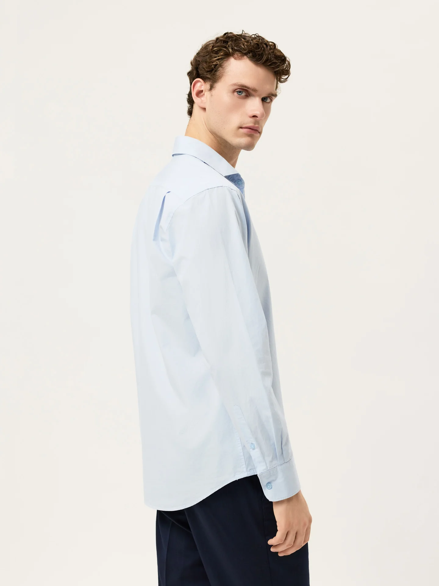 Camisa Regular Fit em Popeline Overdye com Colarinho Aberto - Image 19