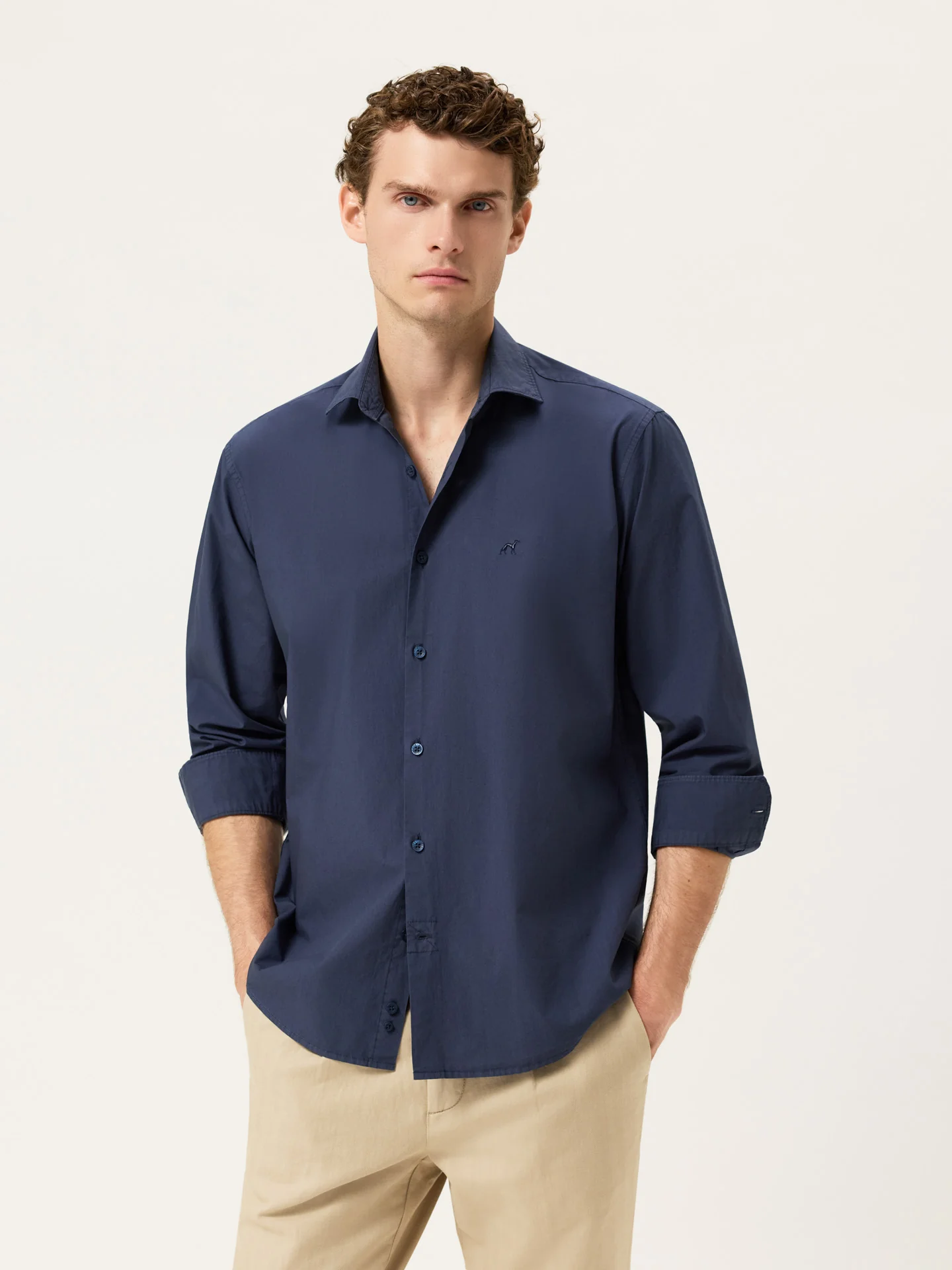 Camisa Regular Fit em Popeline Overdye com Colarinho Aberto - Image 25