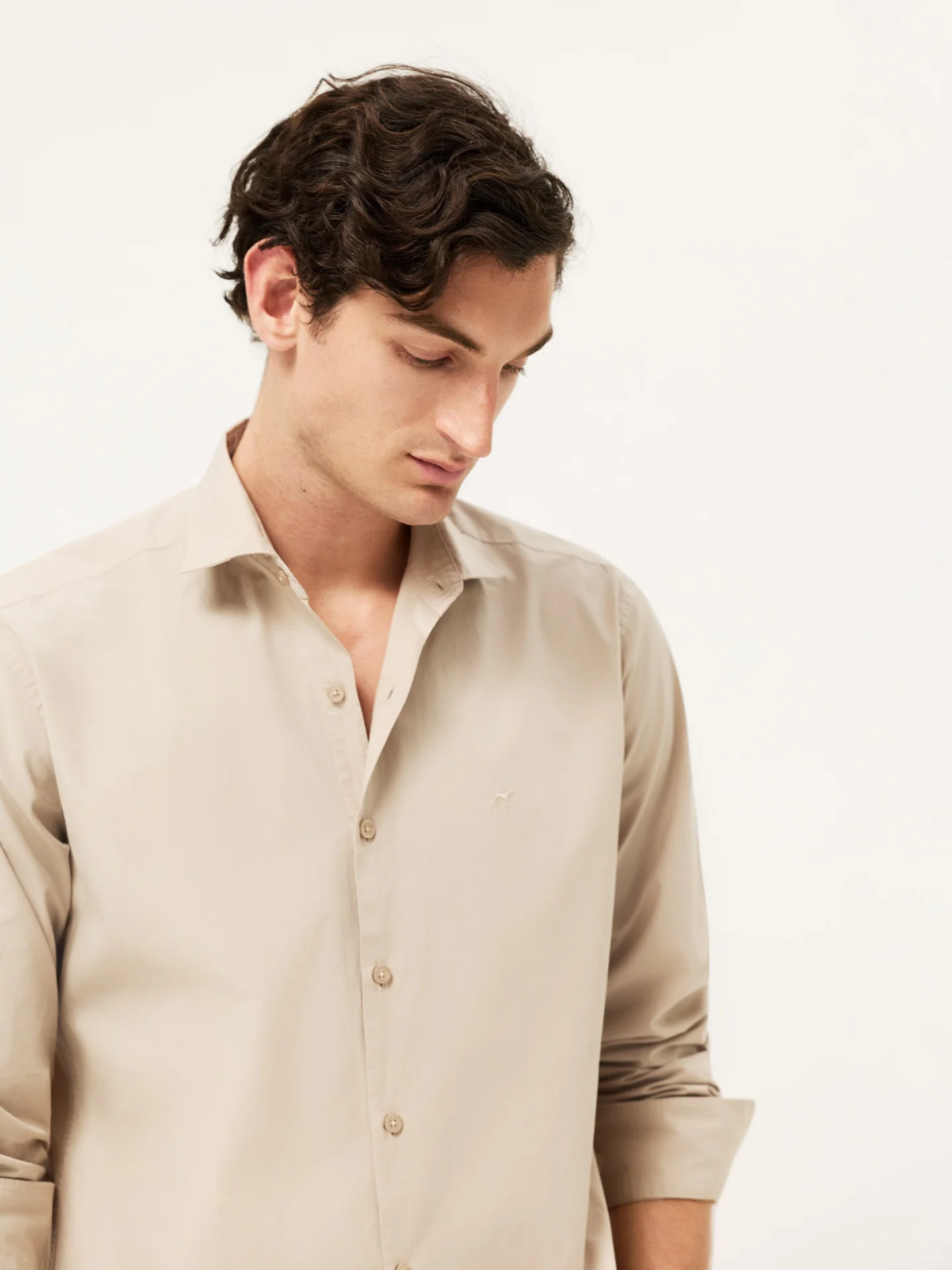 Camisa Regular Fit em Popeline Overdye com Colarinho Aberto - Image 29