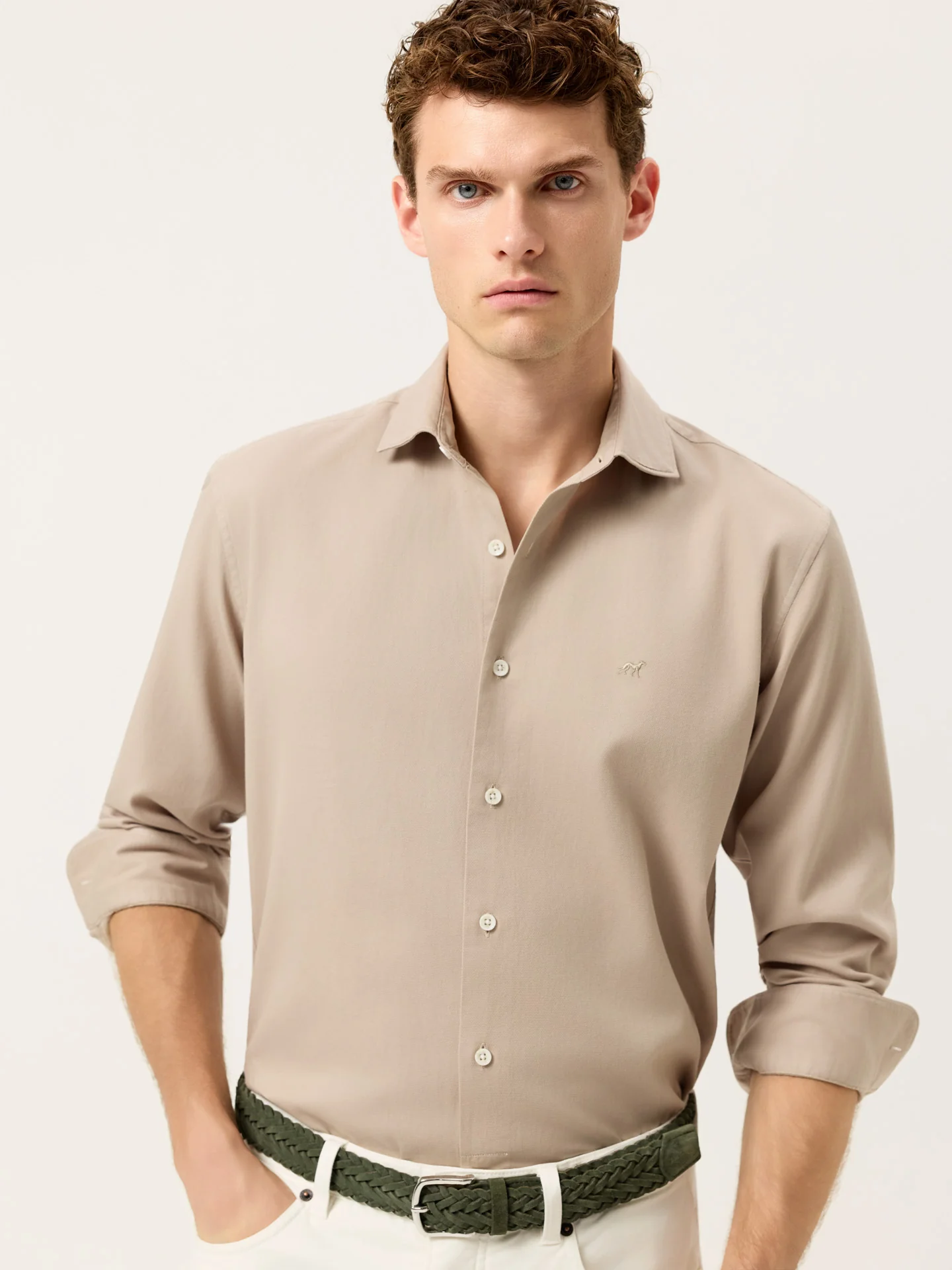 Camisa Slim Fit de Algodão Estruturado Garment Dye - Image 13