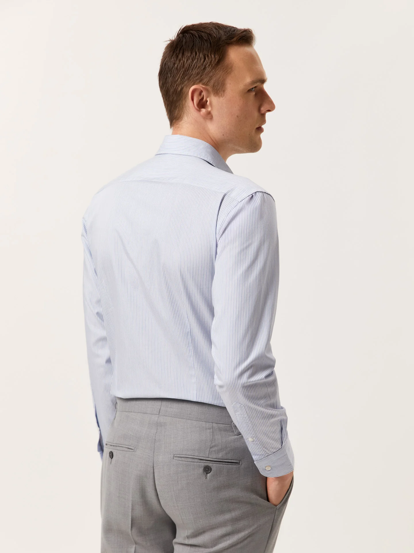 Camisa slim fit de riscas com colarinho Newport - Image 4