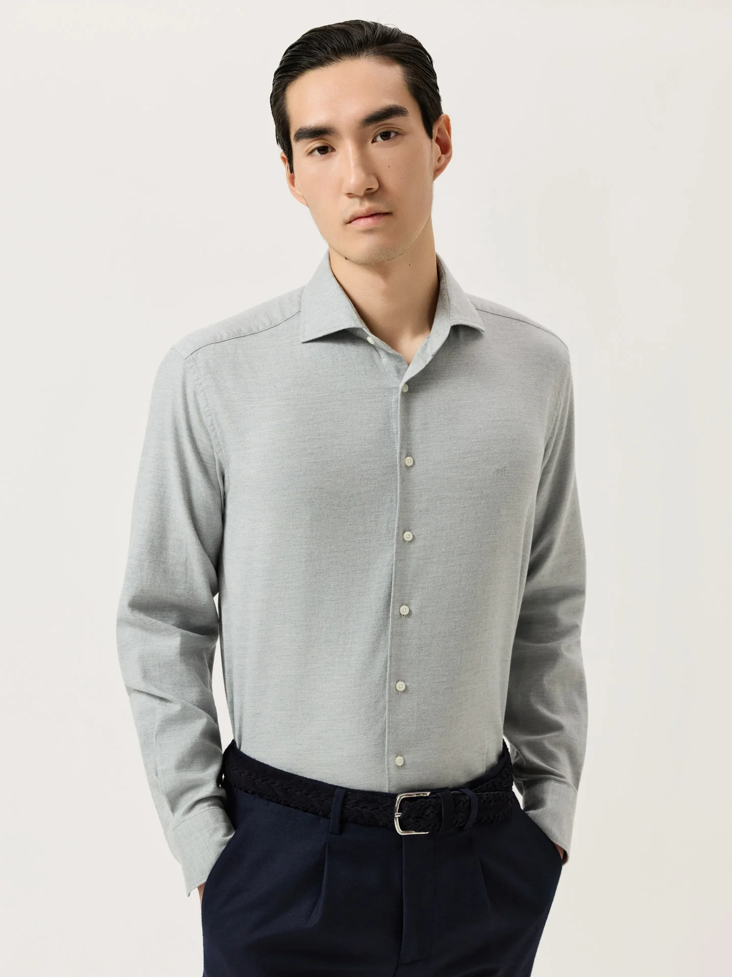 Camisa Slim Fit em Flanela de Algodão Suave com Colarinho Newport - Image 9