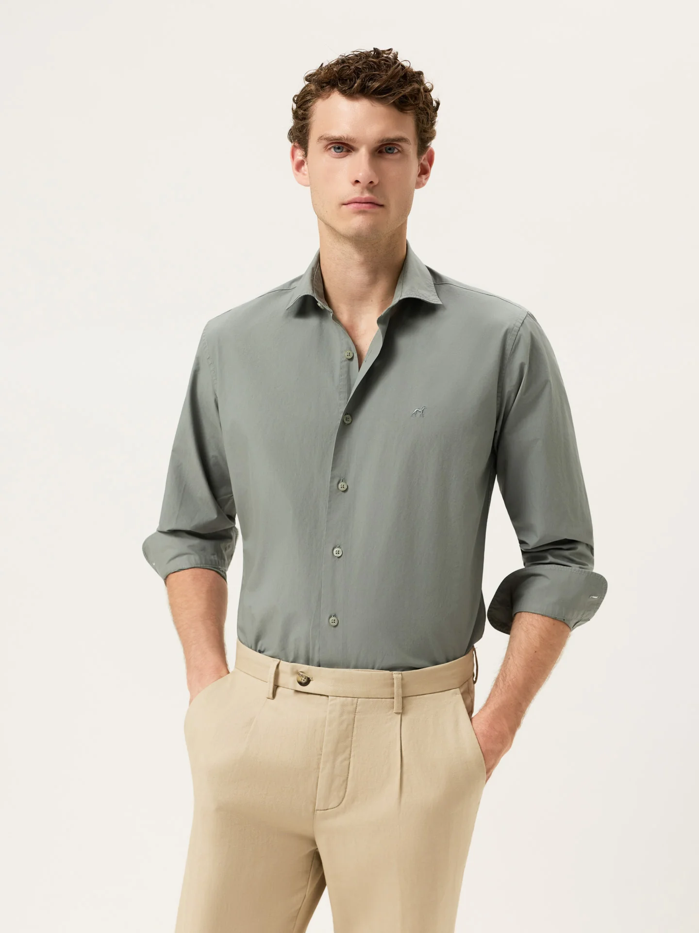 Camisa Slim Fit em Popeline Overdye com Colarinho Aberto - Image 18