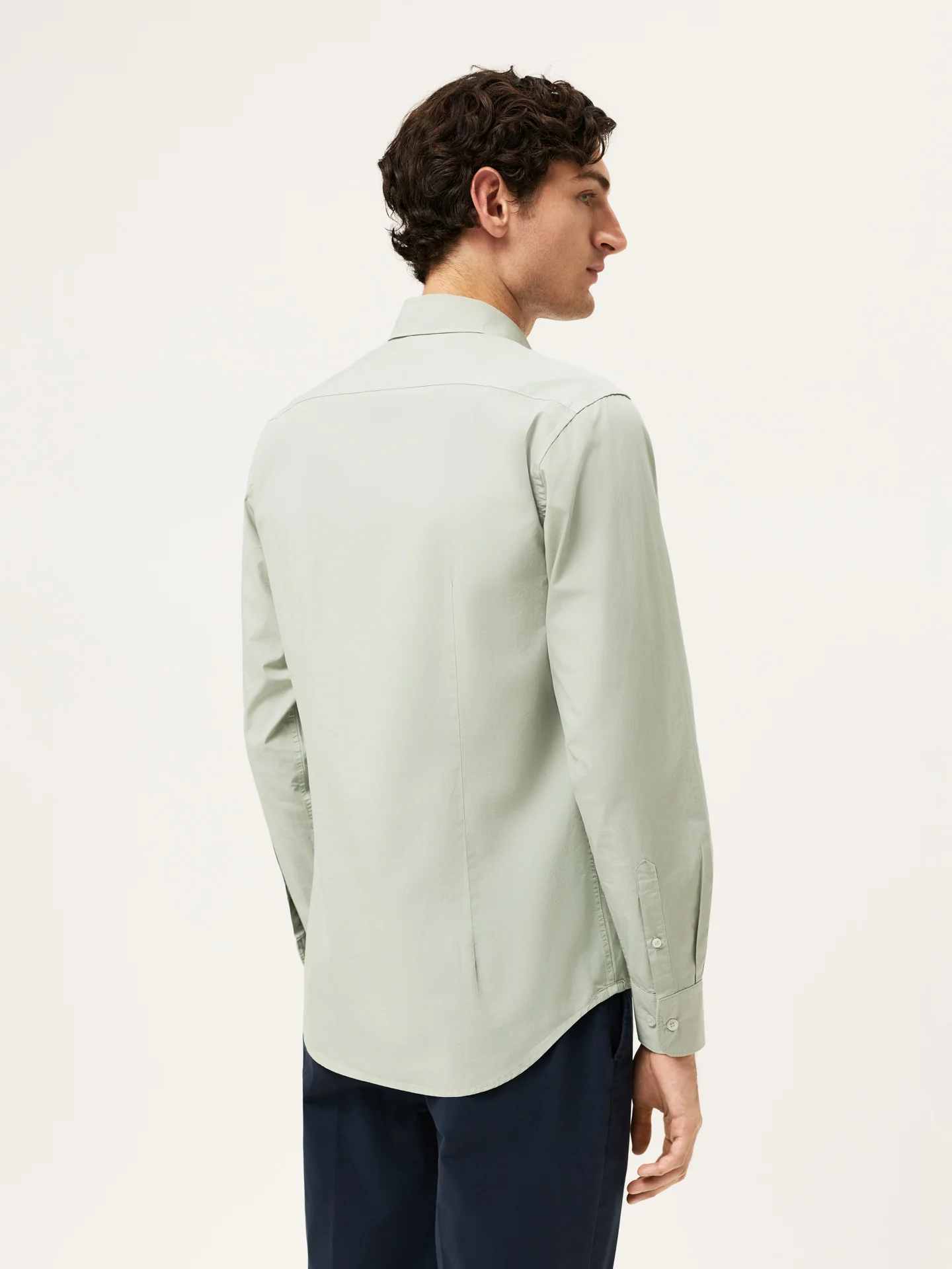 Camisa Slim Fit em Popeline Overdye com Colarinho Aberto - Image 35