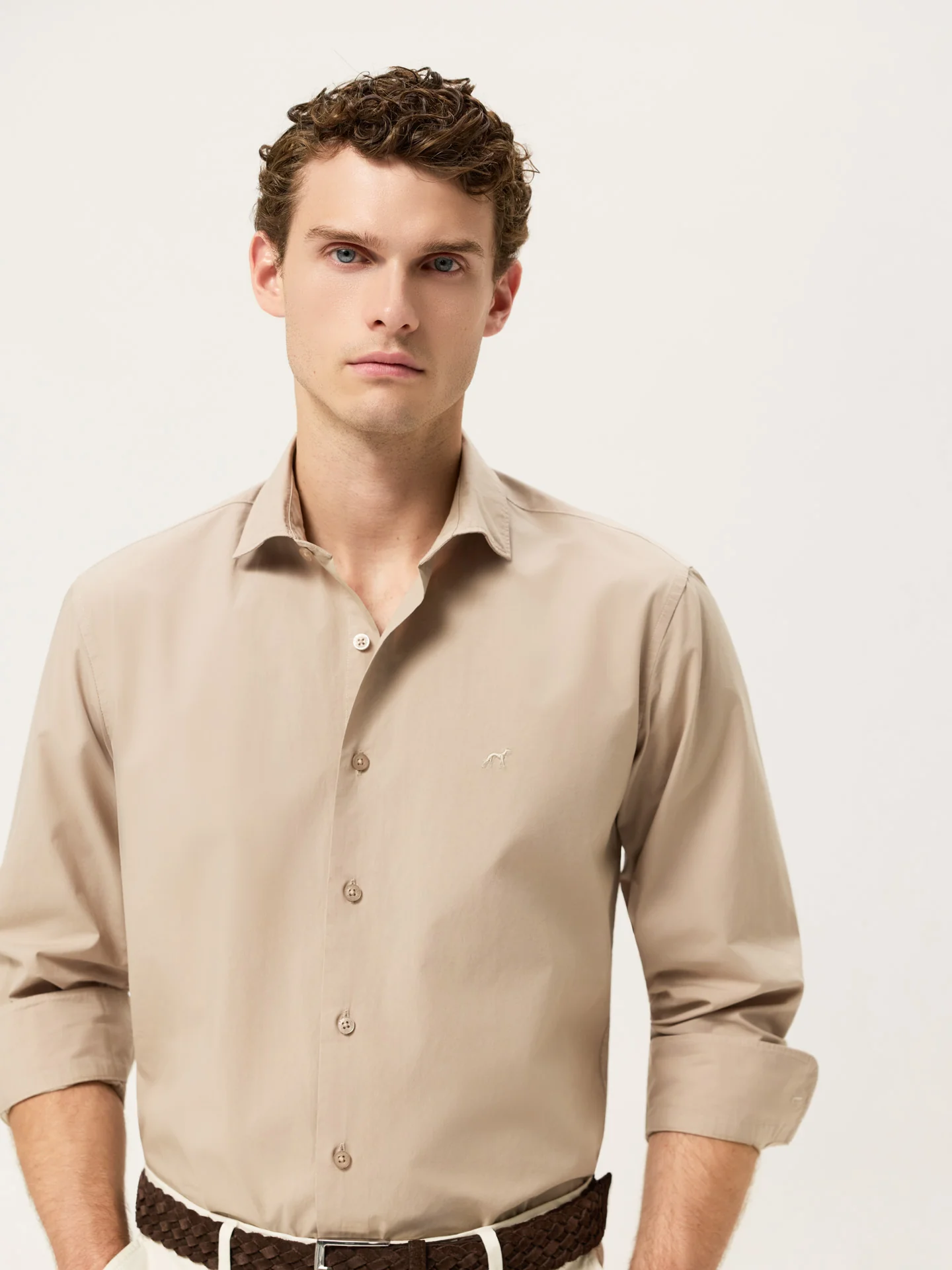 Camisa Slim Fit em Popeline Overdye com Colarinho Aberto - Image 49