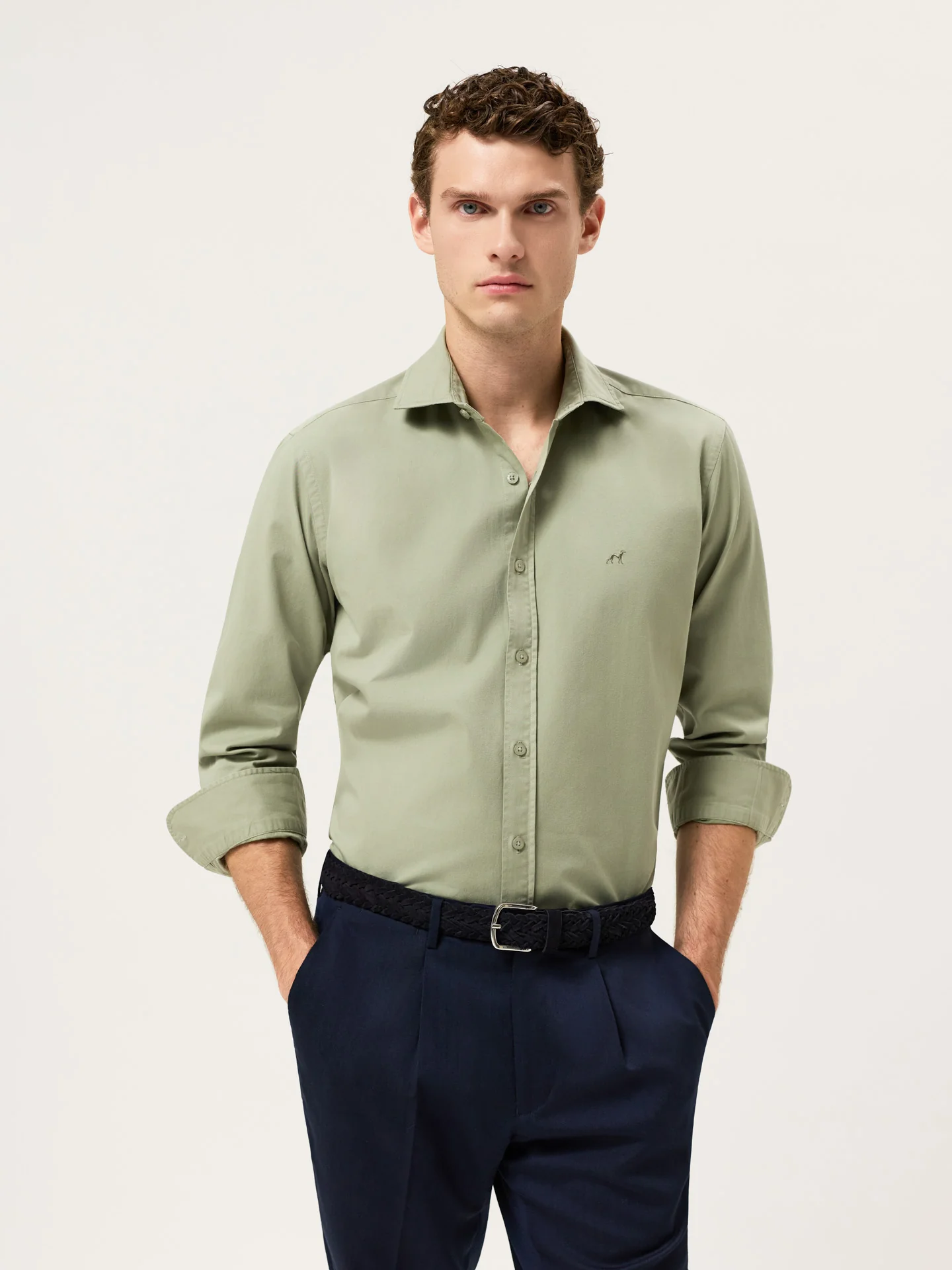 Camisa Slim Fit em Sarja de Algodão Macio Garment Dye - Image 10