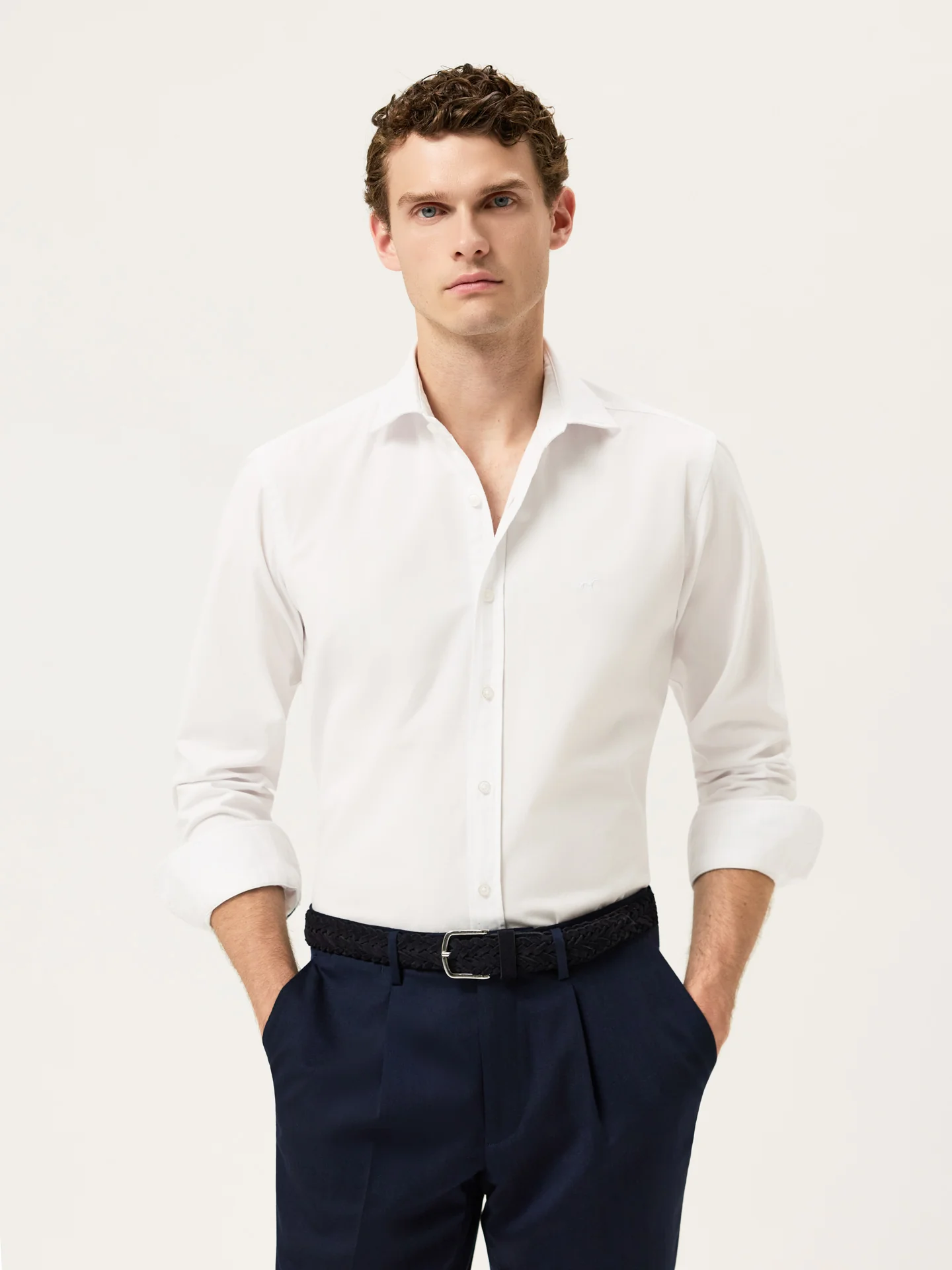 Camisa Slim Fit em Sarja de Algodão Macio Garment Dye - Image 22