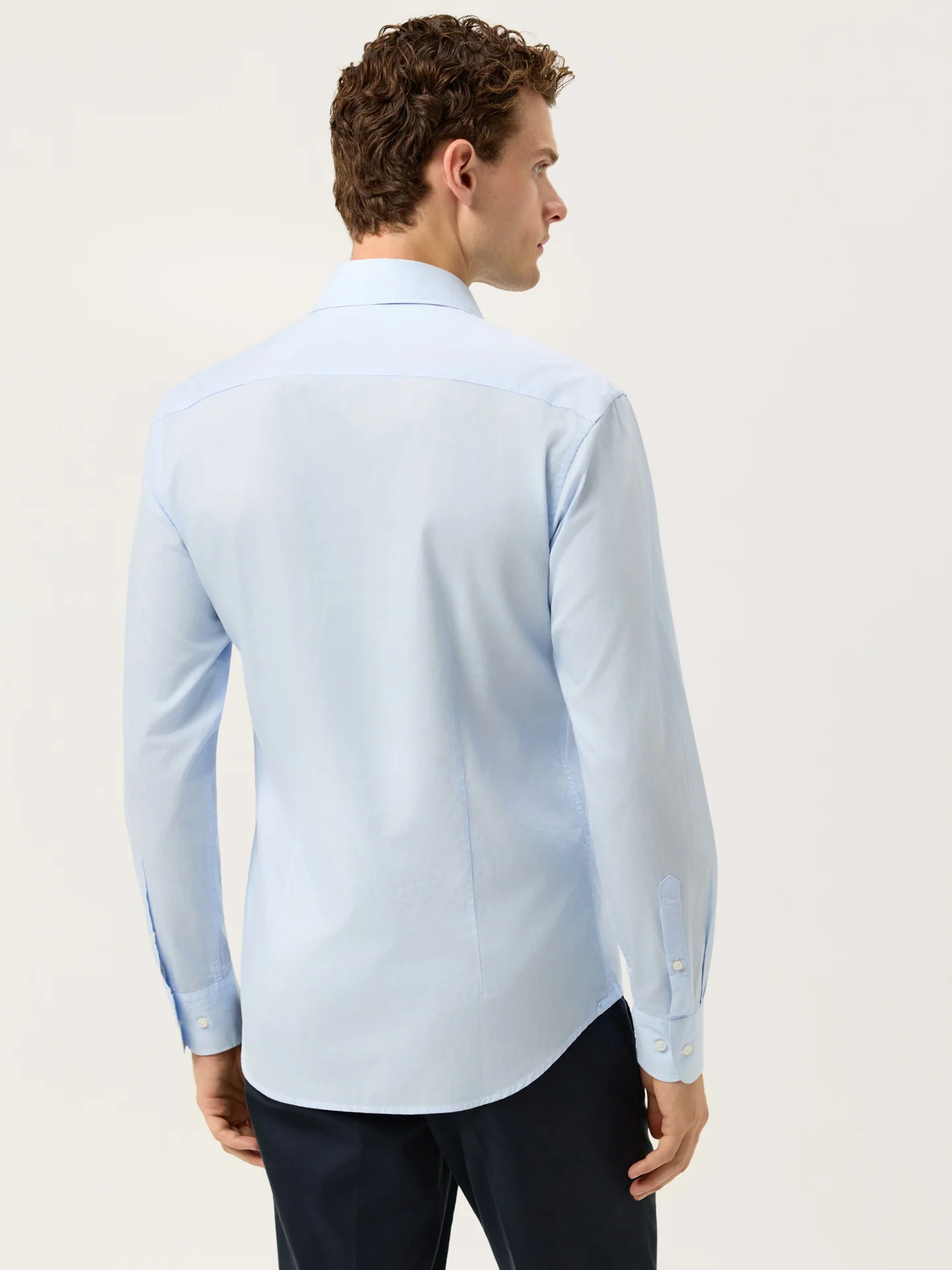 Camisa Slim Fit Pyrus de Riscas com Acabamento Acetinado Suave - Image 3