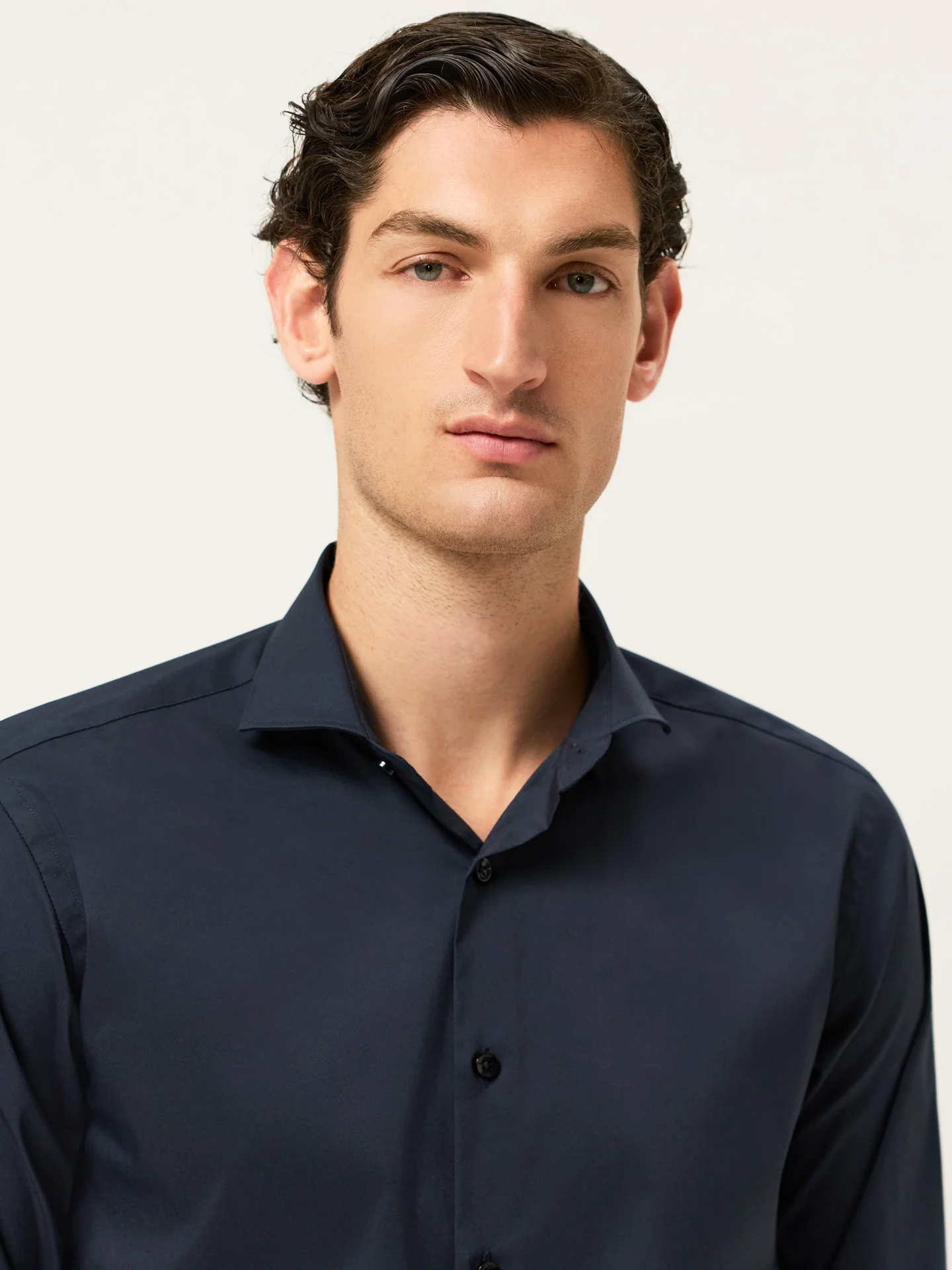 Camisa Travel Slim Fit em Algodão com Elasticidade com Colarinho Dublin - Image 10