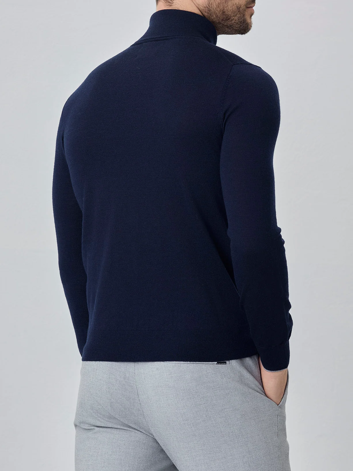 Camisola turtleneck de manga comprida em lã merino extra fino - Image 6