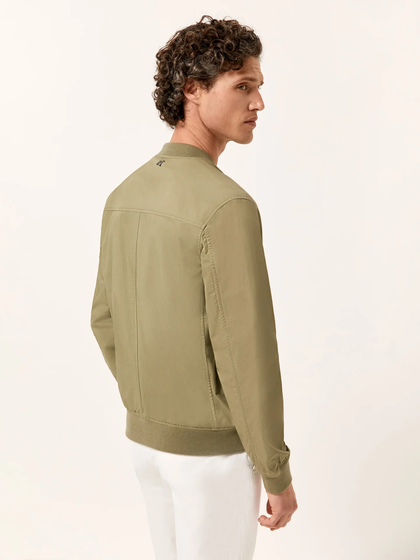 Casaco bomber leve em garment wash - Image 8