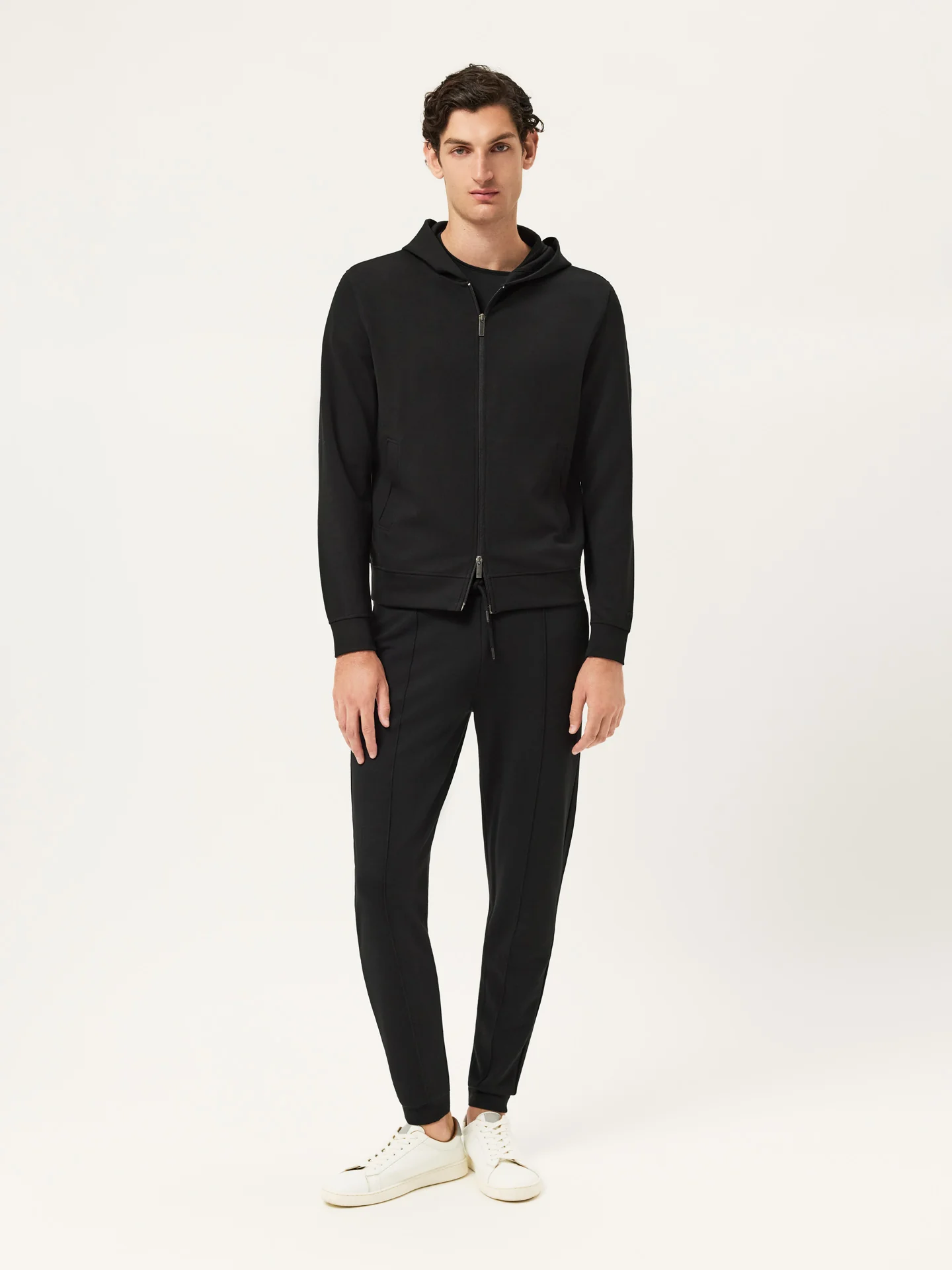 Sweatshirt com Capuz em Felpa com Logo da Marca Estampado em Relevo - Image 3